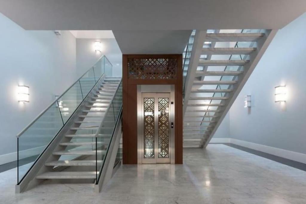 Apartment Downtown Florence, Moderno Con Giardino المظهر الخارجي الصورة